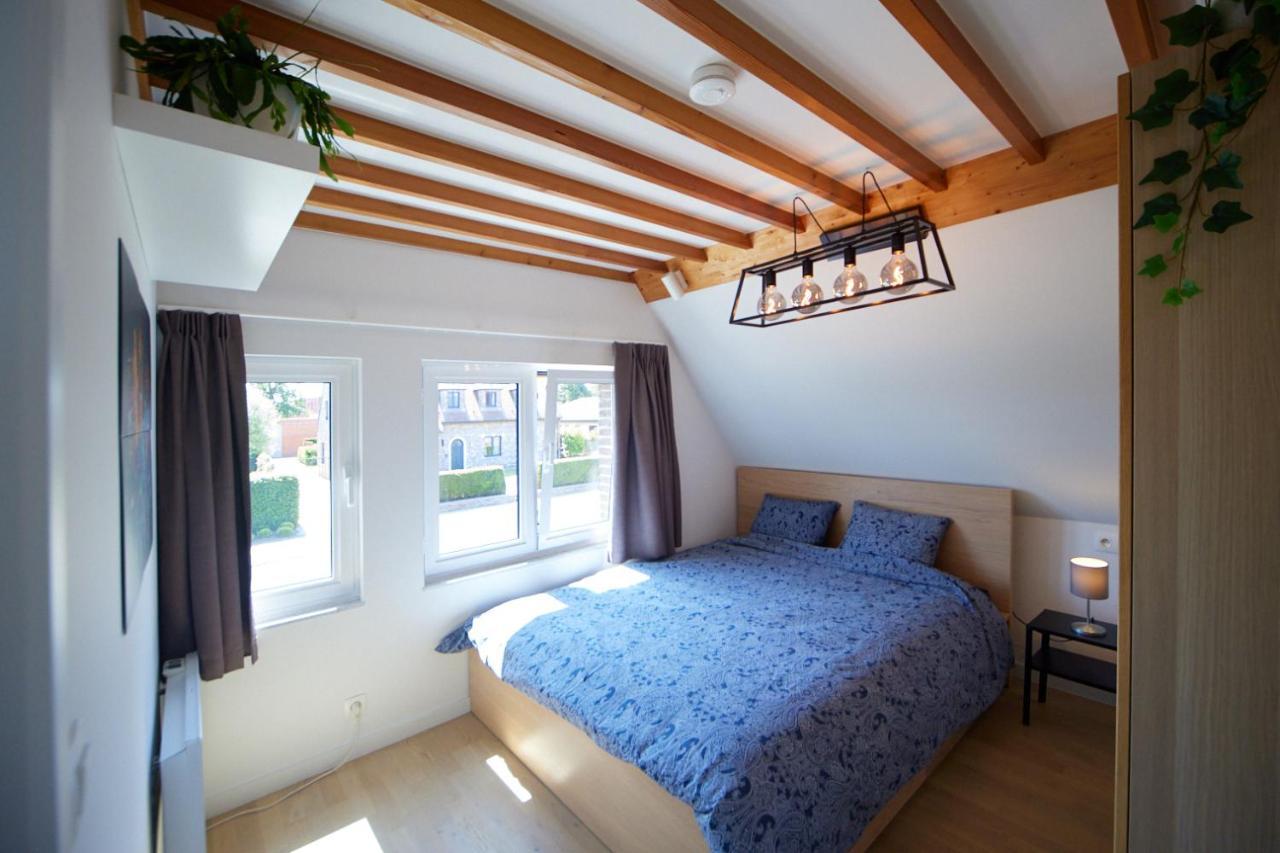 Apartment With A View And Parking Brecht Экстерьер фото