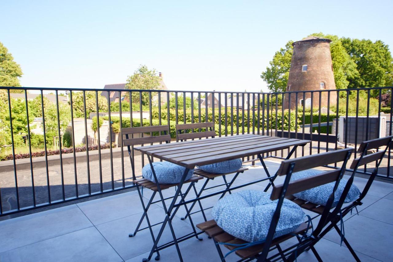 Apartment With A View And Parking Brecht Экстерьер фото